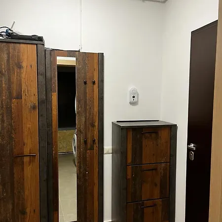 Apartament Dimri 23